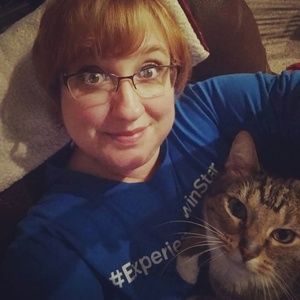 Meet your Posher, Amanda